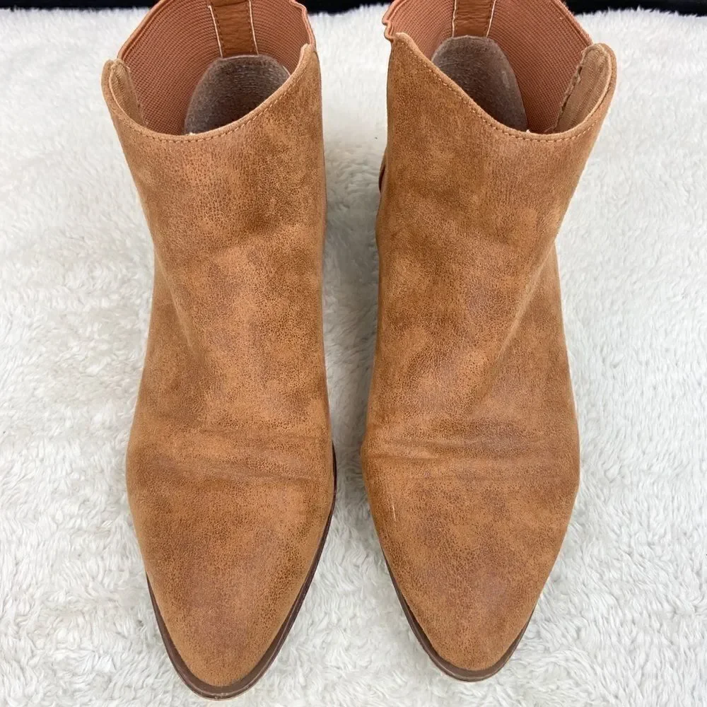 Coconuts by Matisse Suede Leather Booties